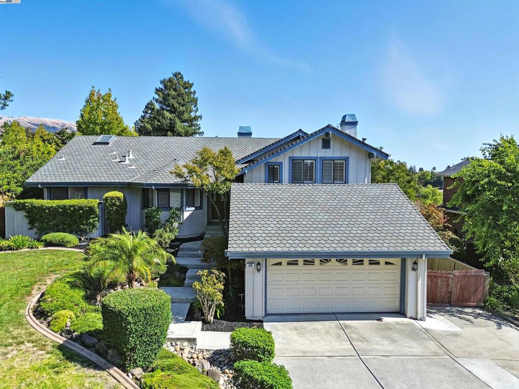 ANTELOPE HILLS - Residential