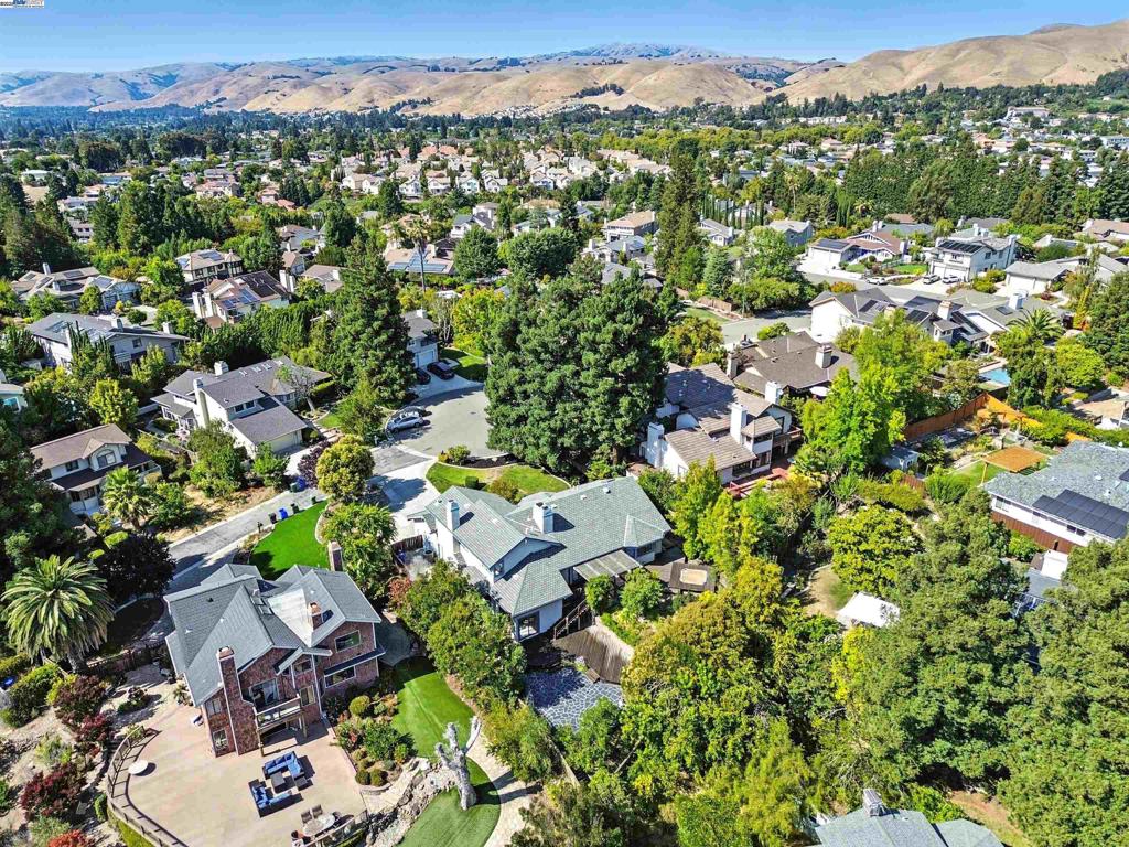 ANTELOPE HILLS - Residential