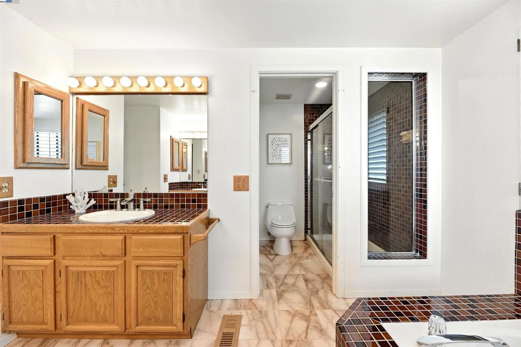 ANTELOPE HILLS - Residential