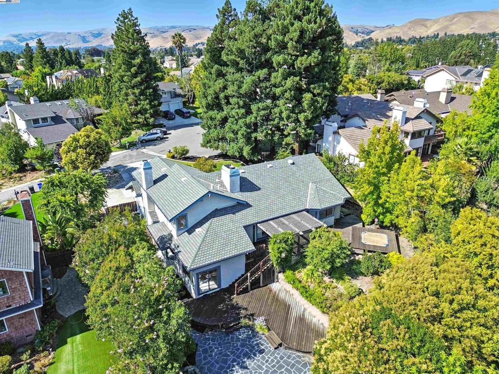 ANTELOPE HILLS - Residential