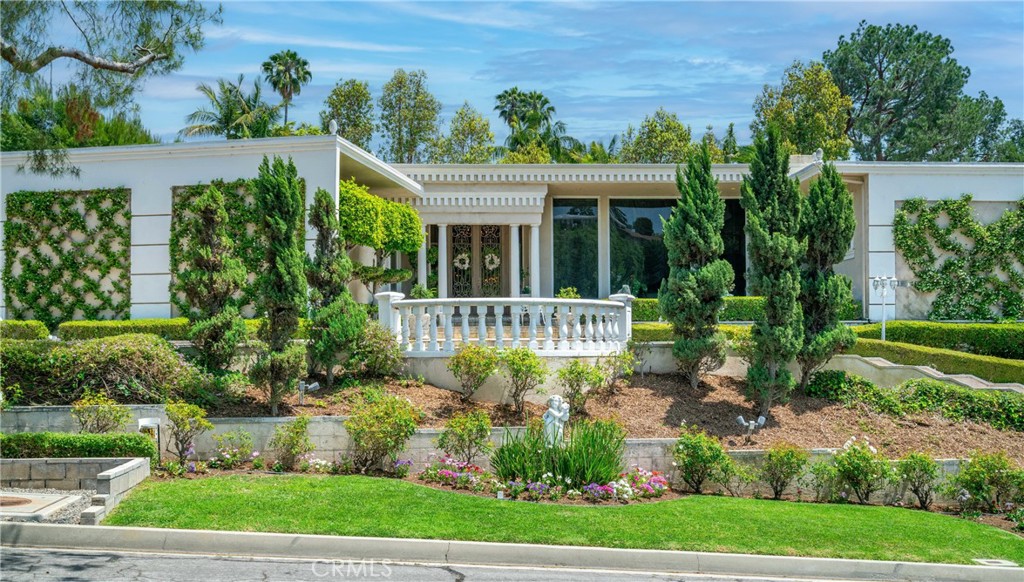 15850 Arbela Drive