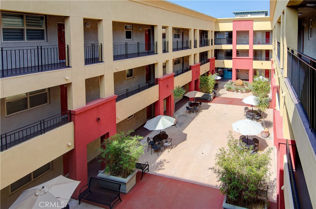 2742 Cabrillo Avenue 312
