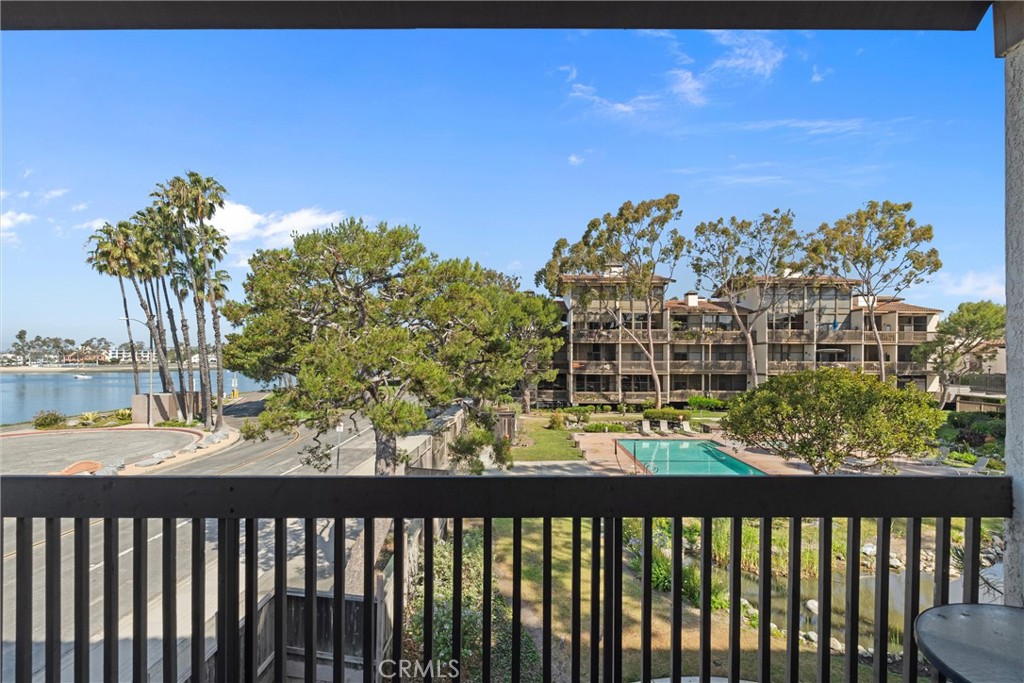 6217 Marina Pacifica Dr S