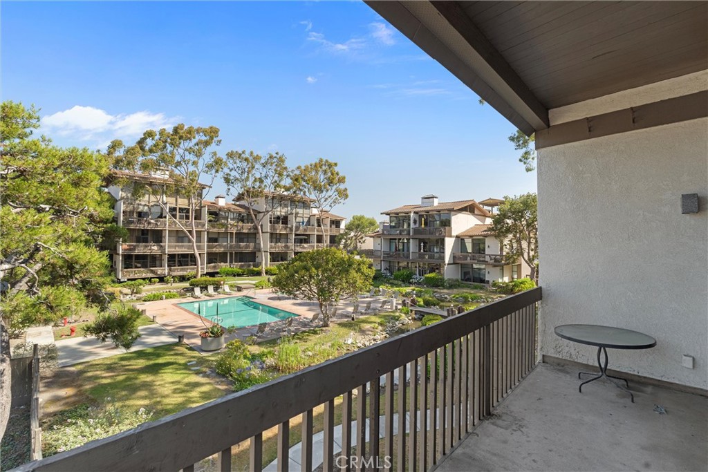 6217 Marina Pacifica Dr S