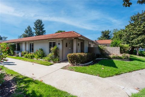 3132 Via Serena N C Laguna Woods CA 92637