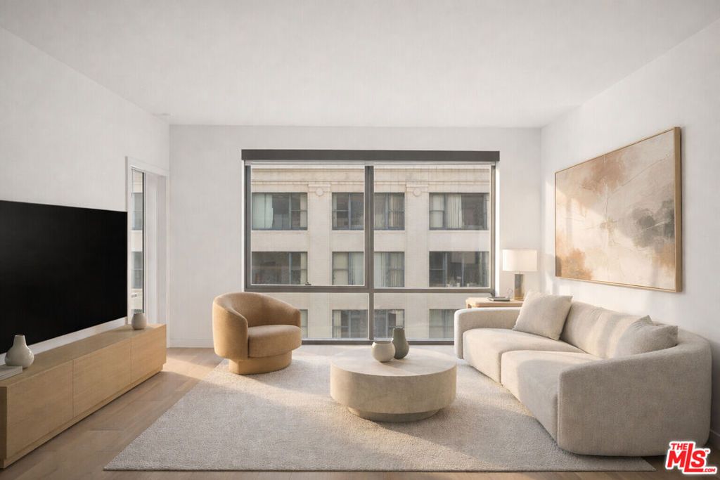 Photo of 400 S Broadway #913, Los Angeles, CA 90013 (MLS # 26645915)