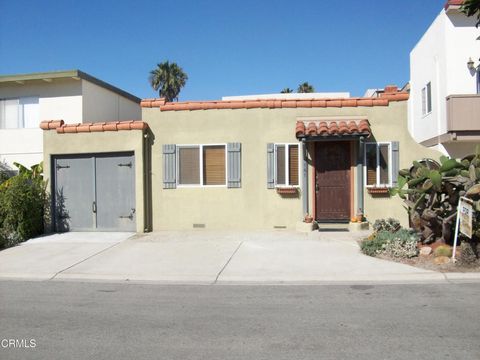 Photo of 141 Burbank Avenue, Oxnard, CA 93035 (MLS # V1-30409)