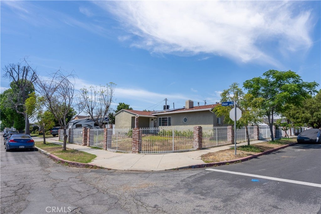 13655 Chase Street, Arleta CA 91331