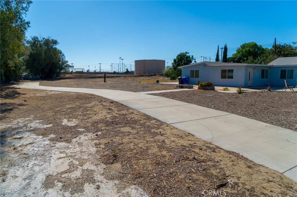 4721 Marlatt