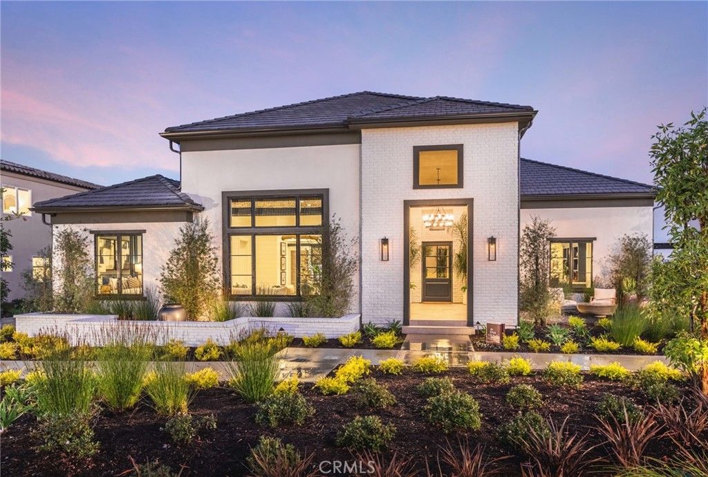 Photo of 28912 Auburn Hills Hls, Silverado, CA 92676 (MLS # PW26001321)