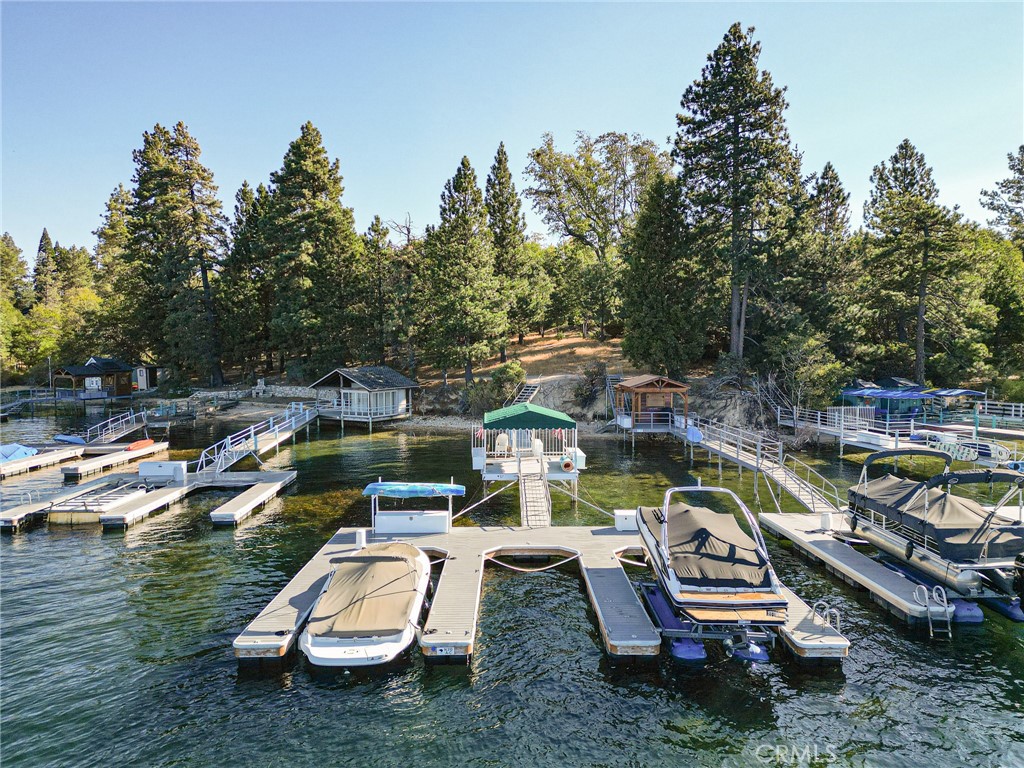 Arrowhead Woods (AWHW) - Residential