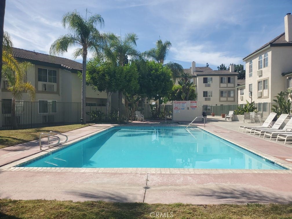 15000 Downey 273
