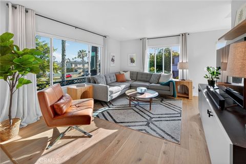 Photo of 1258 Grand Avenue, San Diego, CA 92109 (MLS # TR26085792)