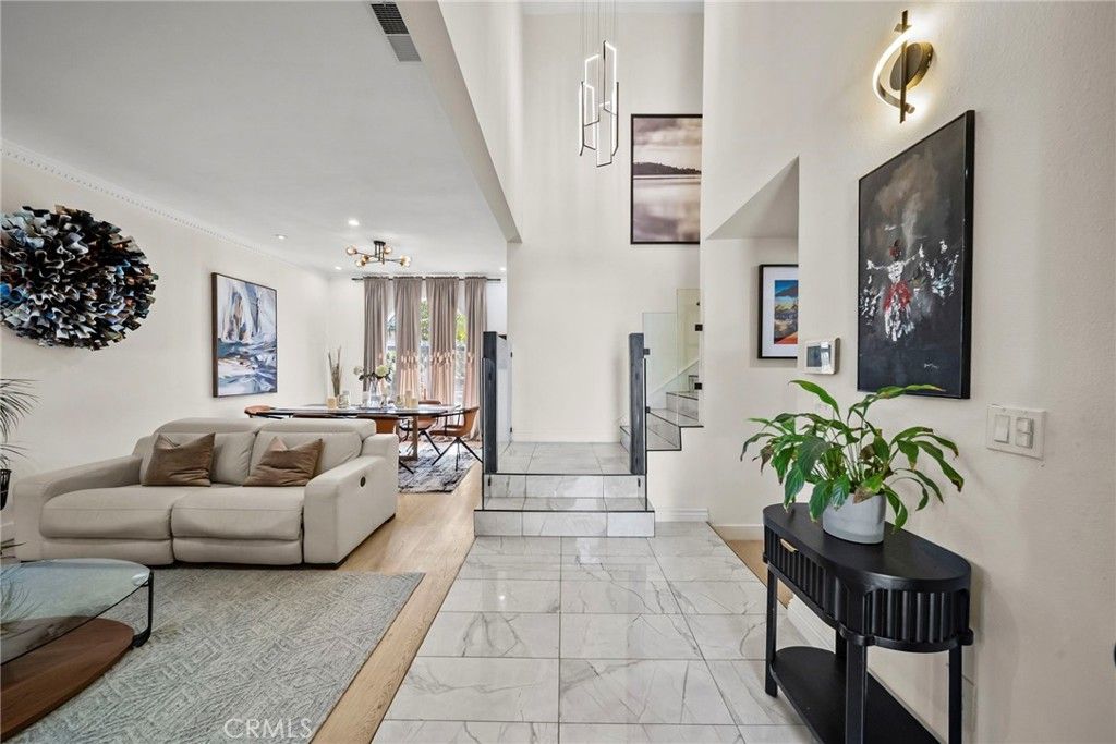 Photo of 23684 Strathern St, West Hills, CA 91304 (MLS # SR26071138)