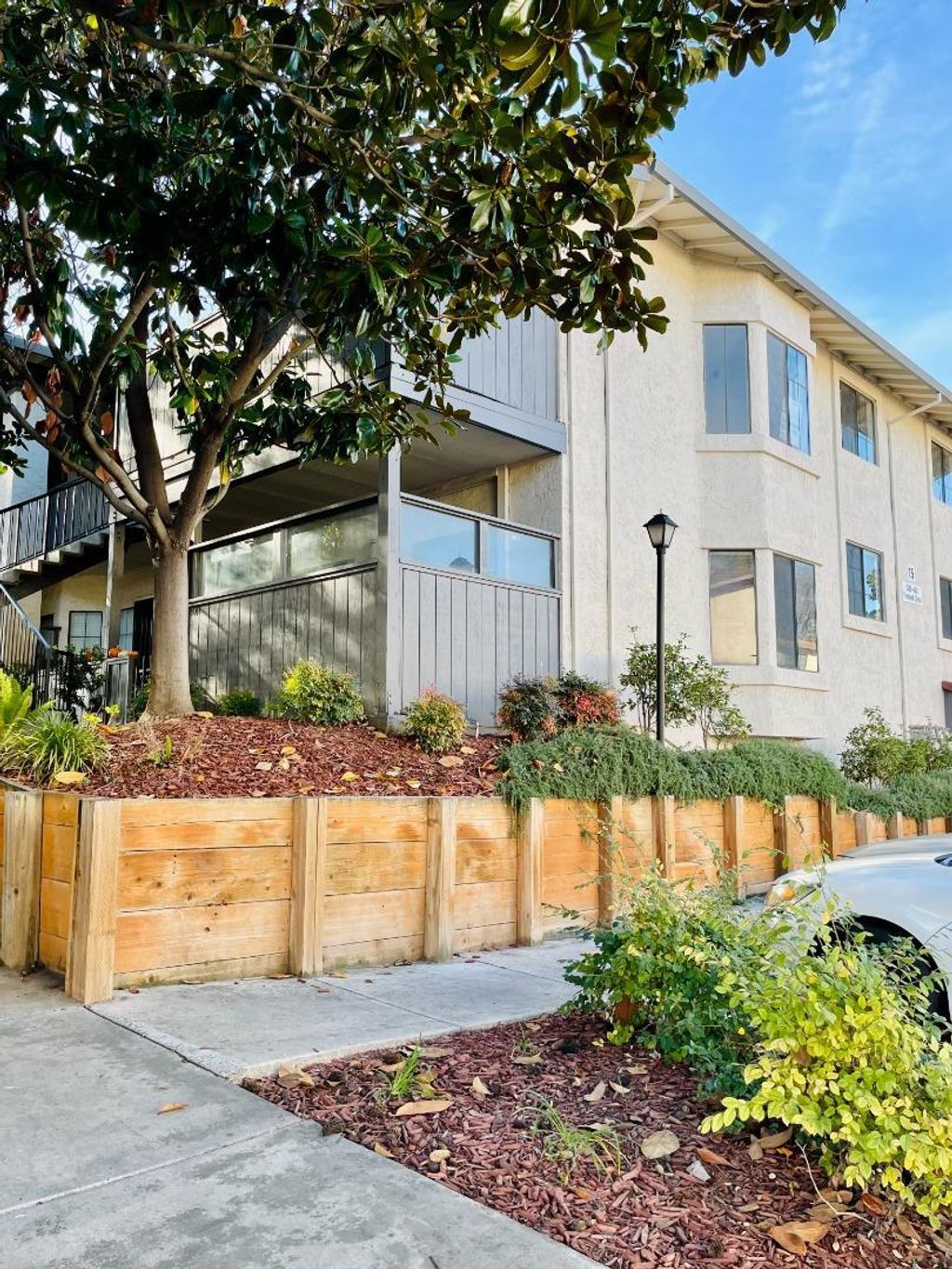 Photo of 403 Kenbrook Circle, San Jose, CA 95111 (MLS # ML82025935)