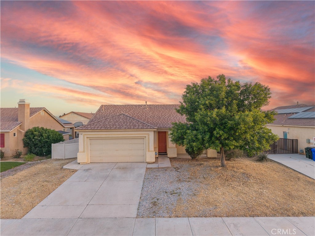 11797 Maywood