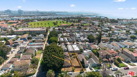 Photo of 2608 -2610 S Carolina Street, San Pedro, CA 90731 (MLS # 25582603)