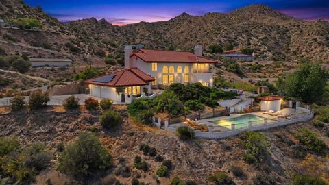 Photo of 53806 Ridge Road, Yucca Valley, CA 92284 (MLS # 219146447DA)