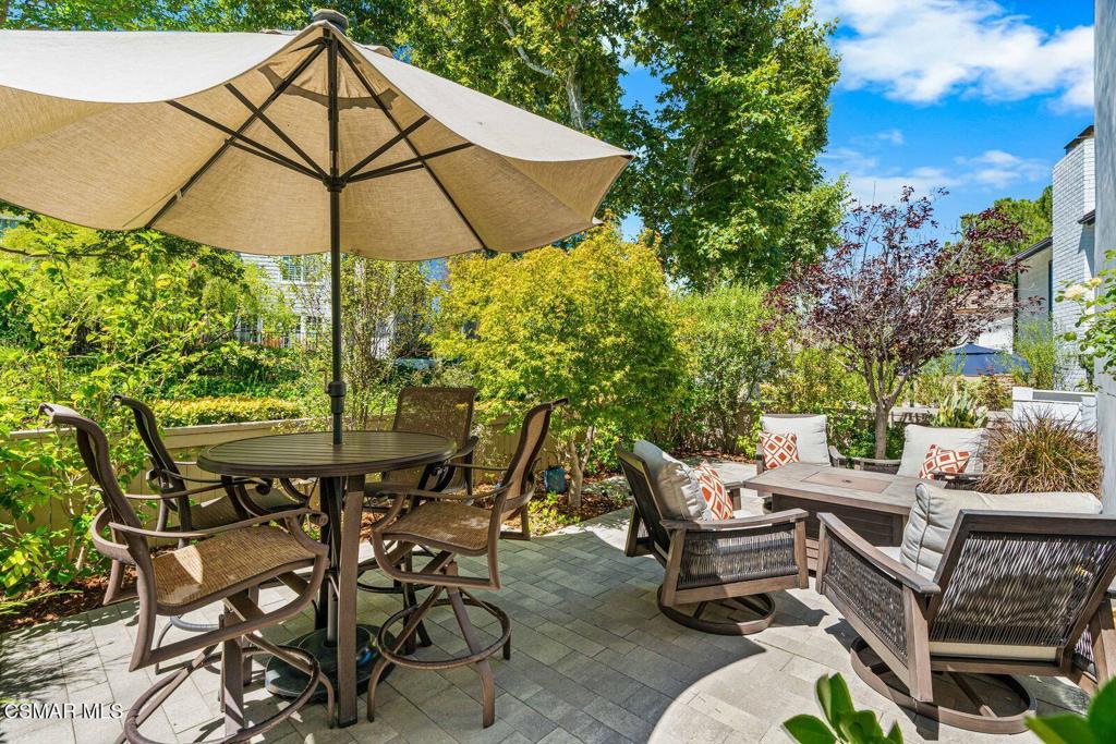 4162 Beachmeadow Lane