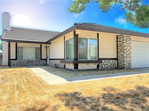 Photo of 2826 San Ramon Drive, Lancaster, CA 93535 (MLS # SR26091890)