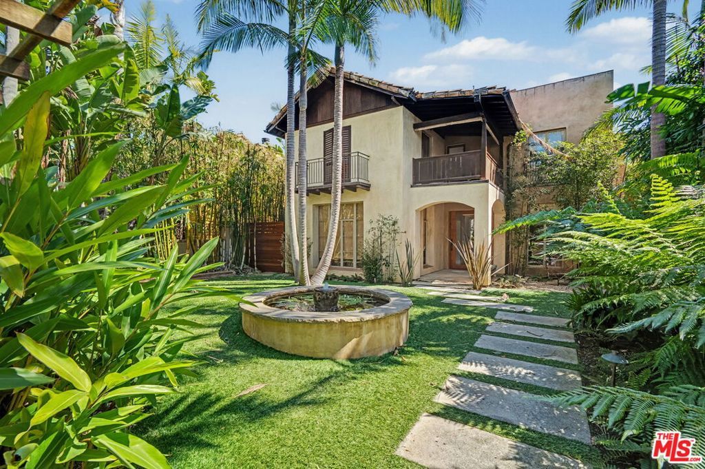 Photo of 420 Alta Avenue, Santa Monica, CA 90402 (MLS # 26731641)