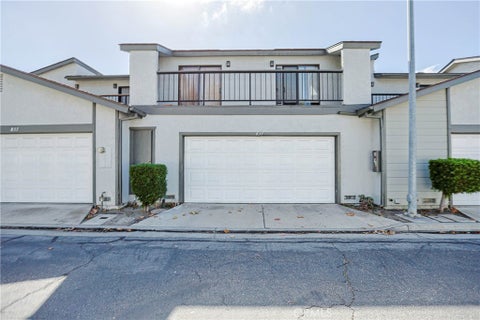 Photo of 833 Amberwood DR, Santa Ana, CA 92703 (MLS # PW26226514)