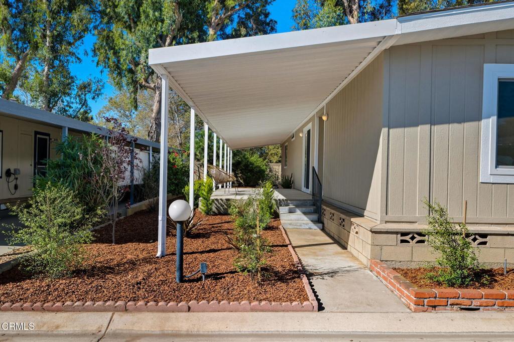 4700 Aurora Drive 16