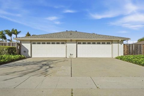 Photo of 11151117 Topaz Avenue, San Jose, CA 95117 (MLS # ML82040424)