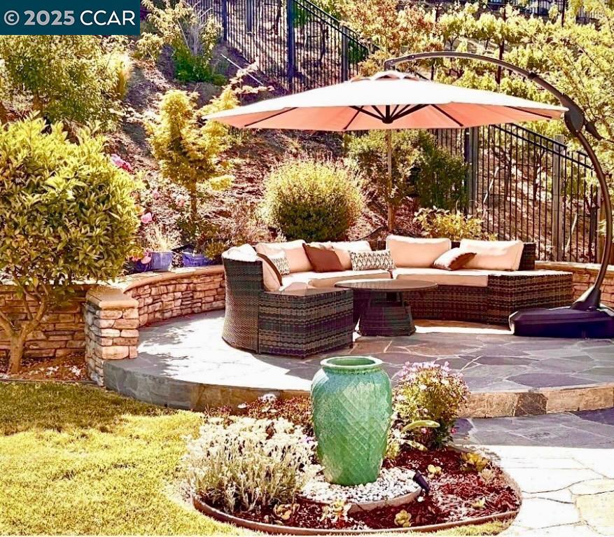 STONEBRAE COUNTRY CLUB - Residential