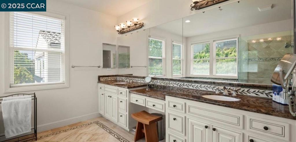 STONEBRAE COUNTRY CLUB - Residential