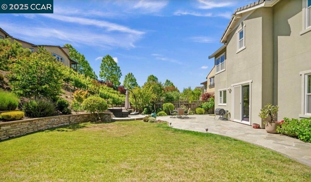STONEBRAE COUNTRY CLUB - Residential