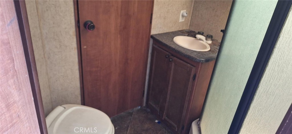 1295 S Cawston 21