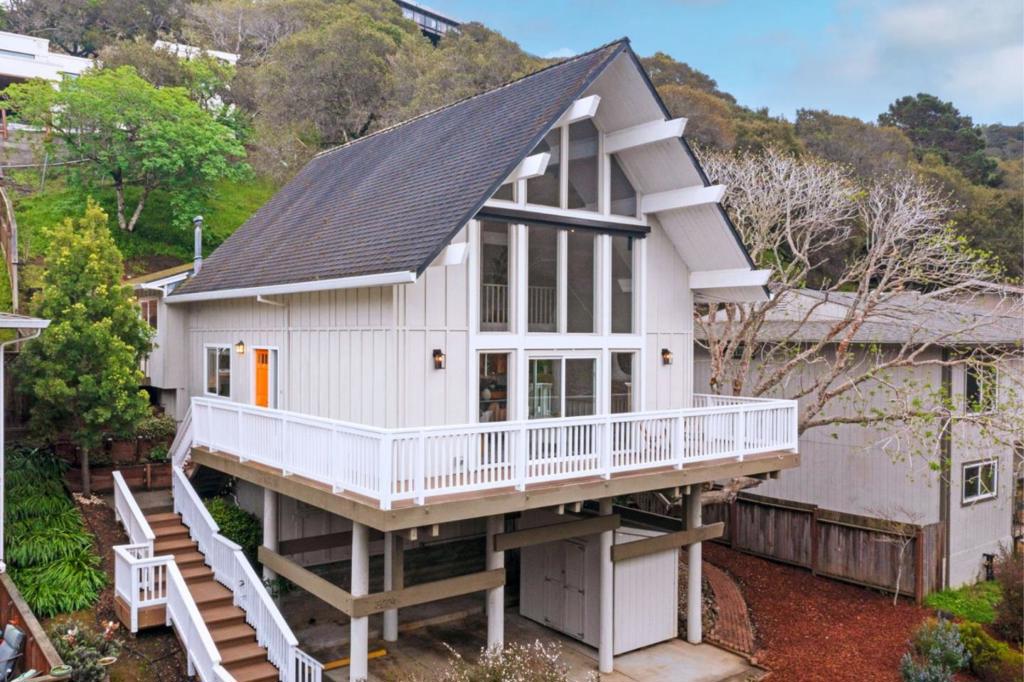 3224 E Laurel Creek Road