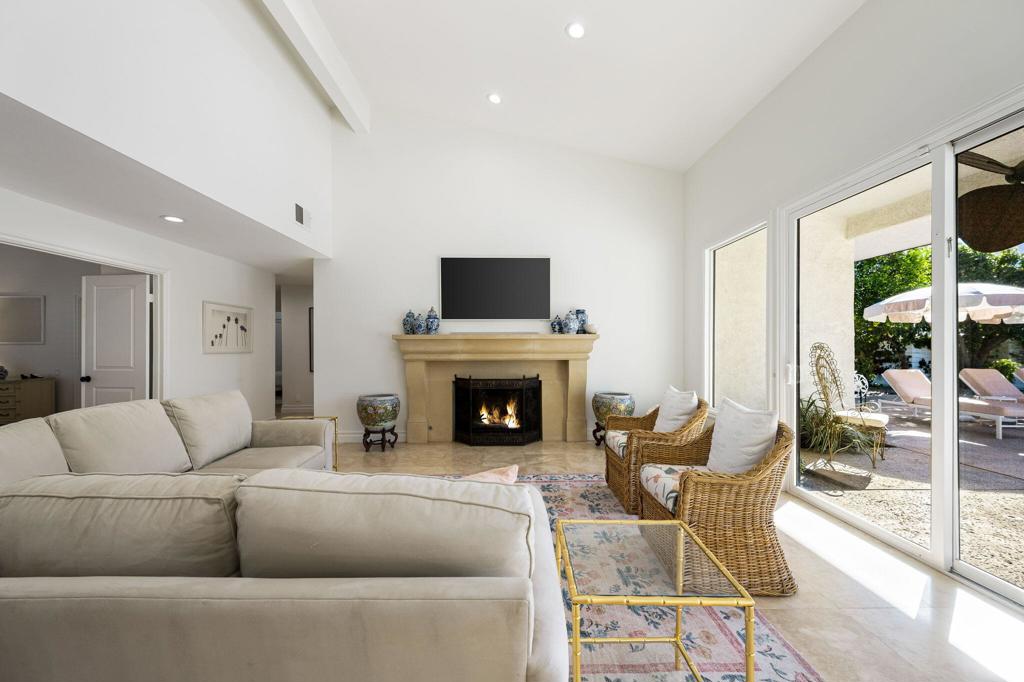 76101 Zuni Road