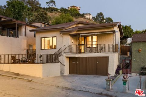 Photo of 3624 Loosmore Street, Los Angeles, CA 90065 (MLS # 25603937) Photo of 3624 Loosmore Street, Los Angeles, CA 90065 (MLS # 25603937)