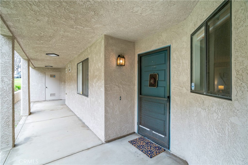 790 Island View Circle