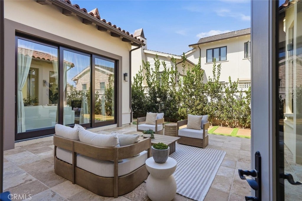 18 Phillips Ranch Road