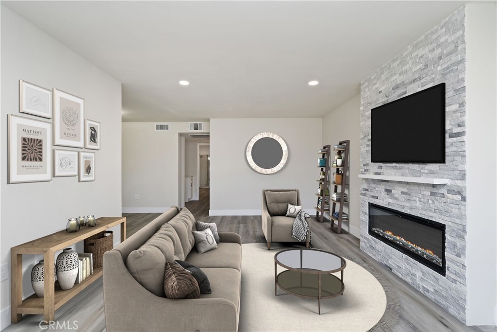 622 S Santa Fe Street 6