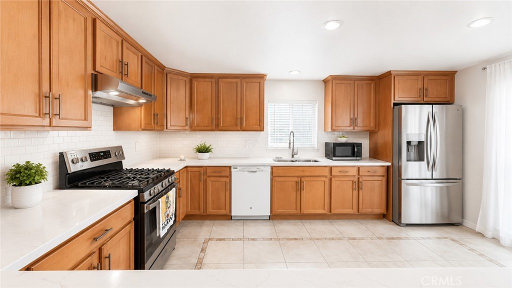 1455 S State 323