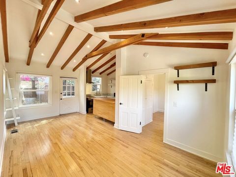 6853 1/2 Alta Loma Terrace Hollywood CA 90068