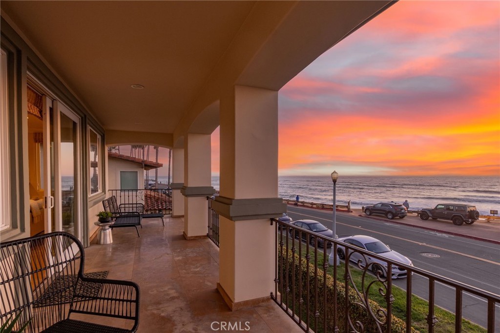 1171 Sunset Cliffs Boulevard
