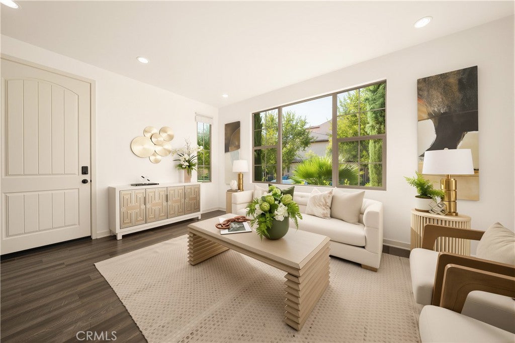 56 Bay Laurel