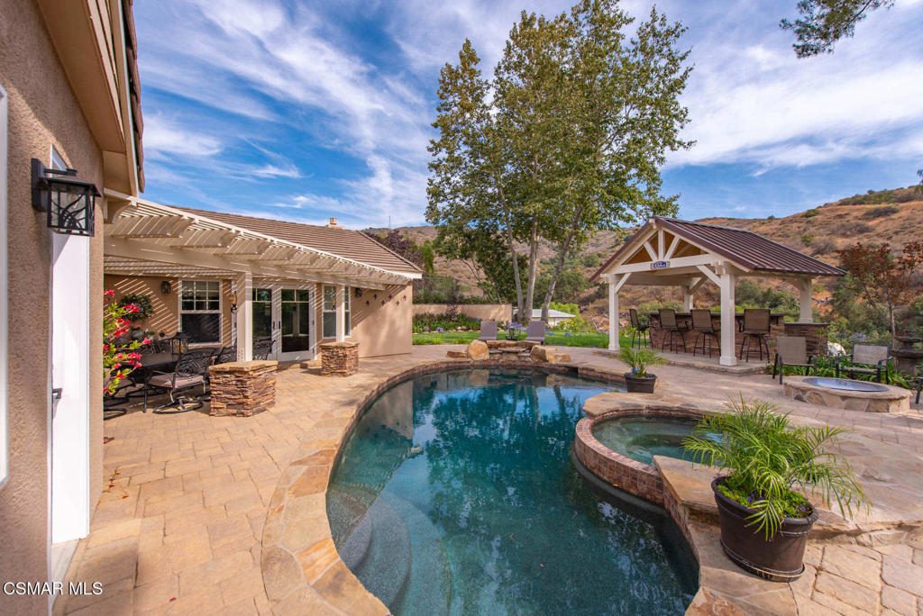Bridle Path (SDLBK)-317 - 317 - Residential