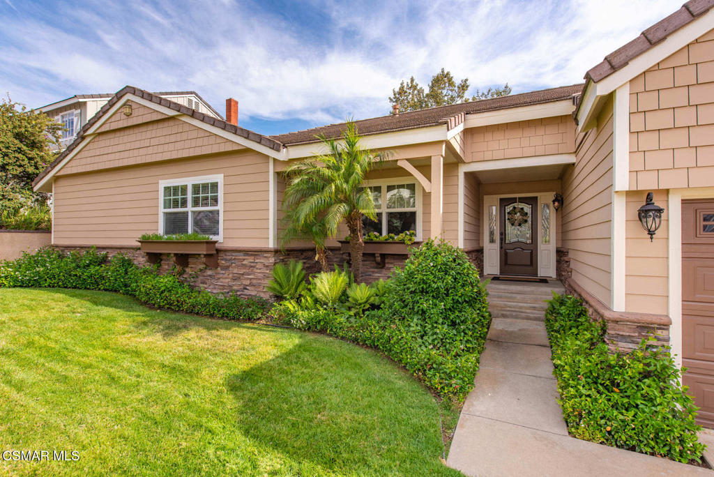 Bridle Path (SDLBK)-317 - 317 - Residential