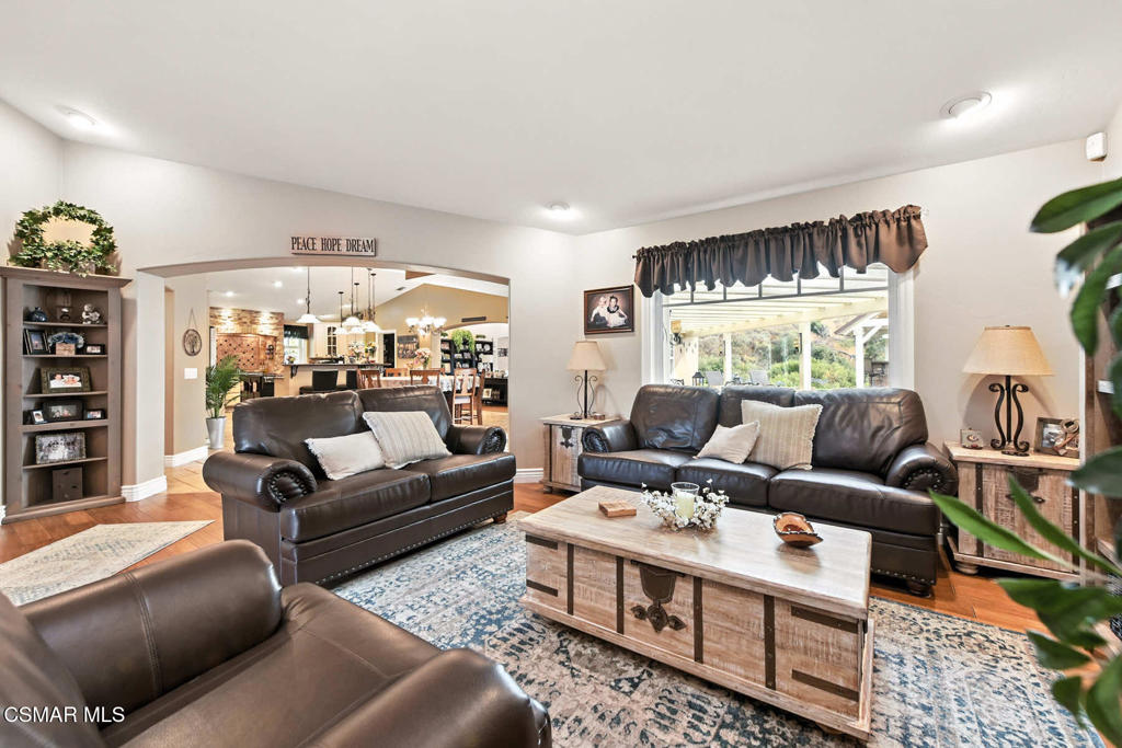 Bridle Path (SDLBK)-317 - 317 - Residential