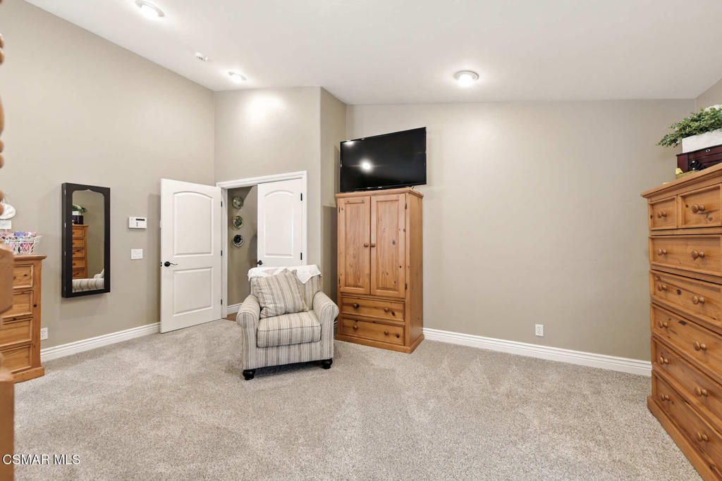 Bridle Path (SDLBK)-317 - 317 - Residential