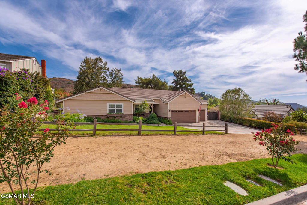 Bridle Path (SDLBK)-317 - 317 - Residential