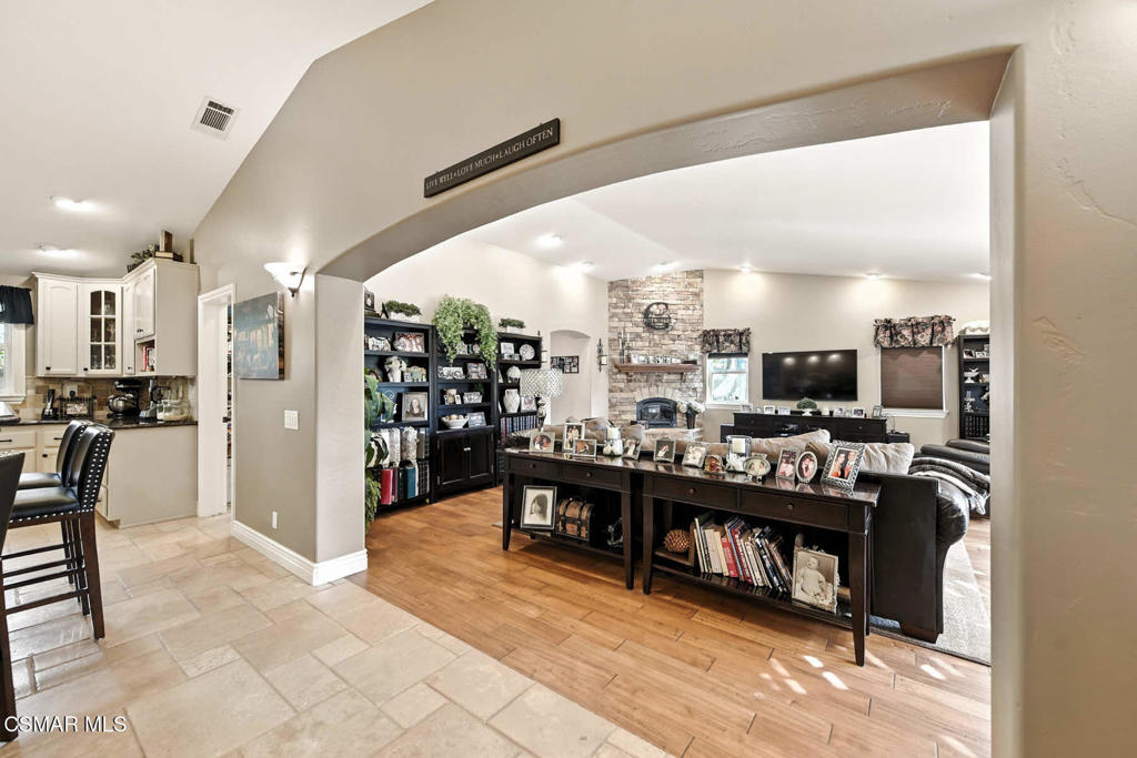 Bridle Path (SDLBK)-317 - 317 - Residential