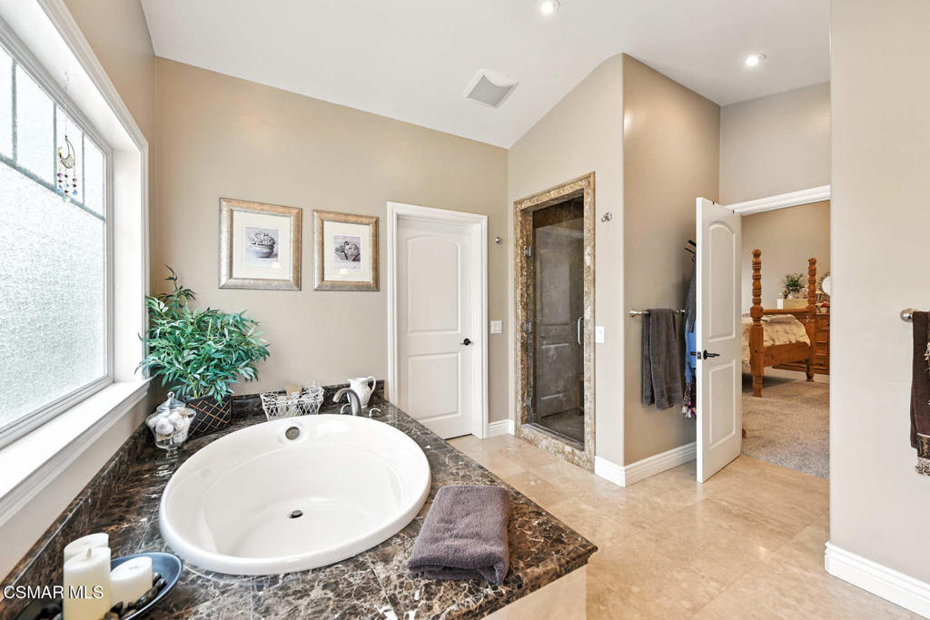 Bridle Path (SDLBK)-317 - 317 - Residential
