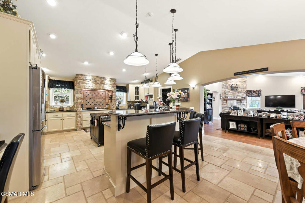 Bridle Path (SDLBK)-317 - 317 - Residential